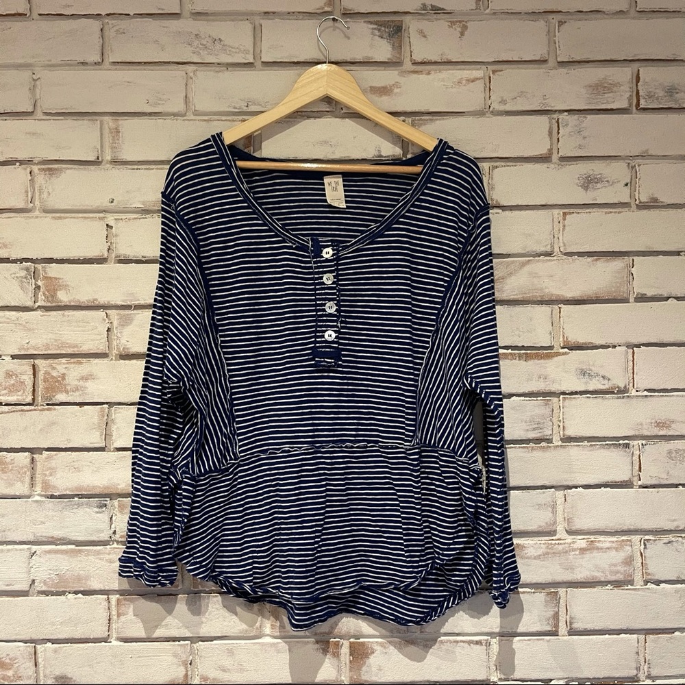 We the Free Hong Kong Henley blue white stripe - Picture 3 of 7